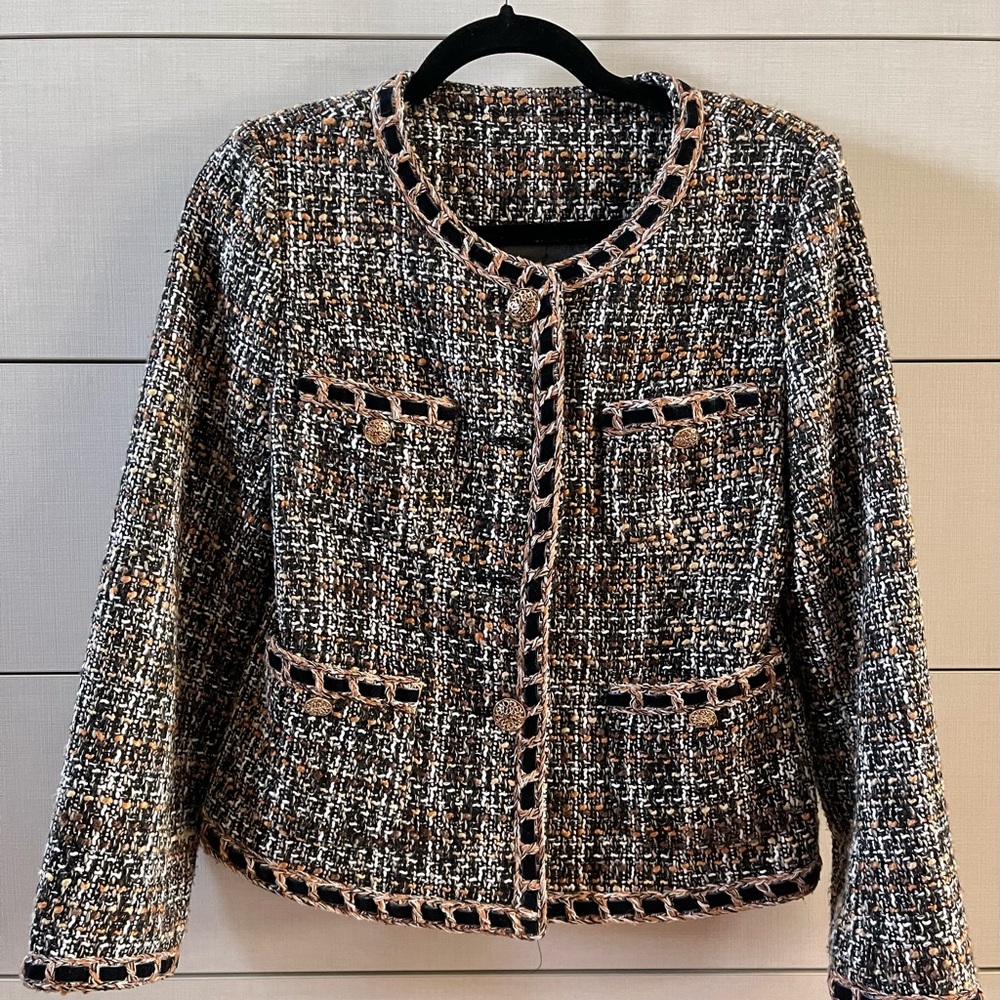 Tweet Blazer